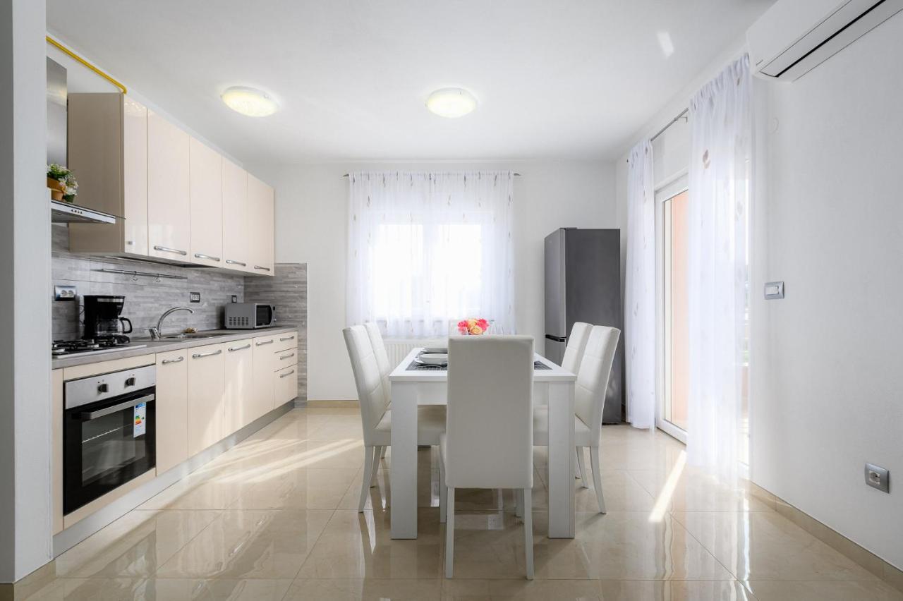 Stancija Amoroso Porec Apartments Exterior foto