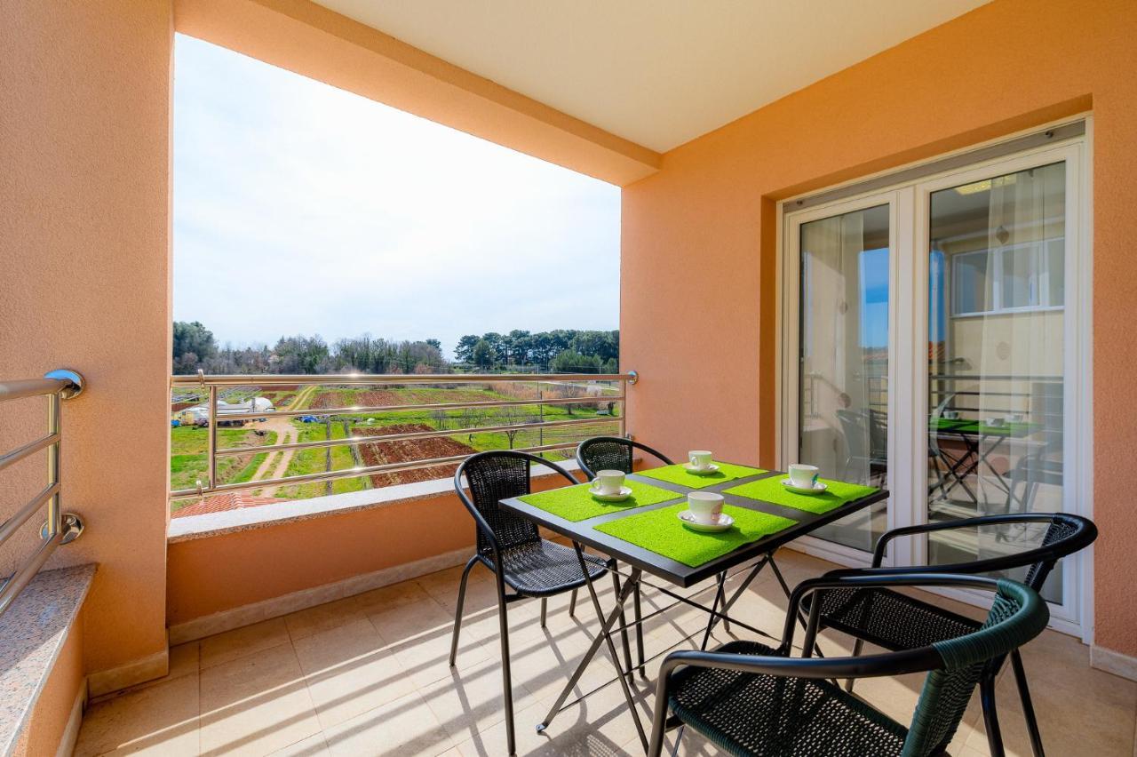 Stancija Amoroso Porec Apartments Exterior foto