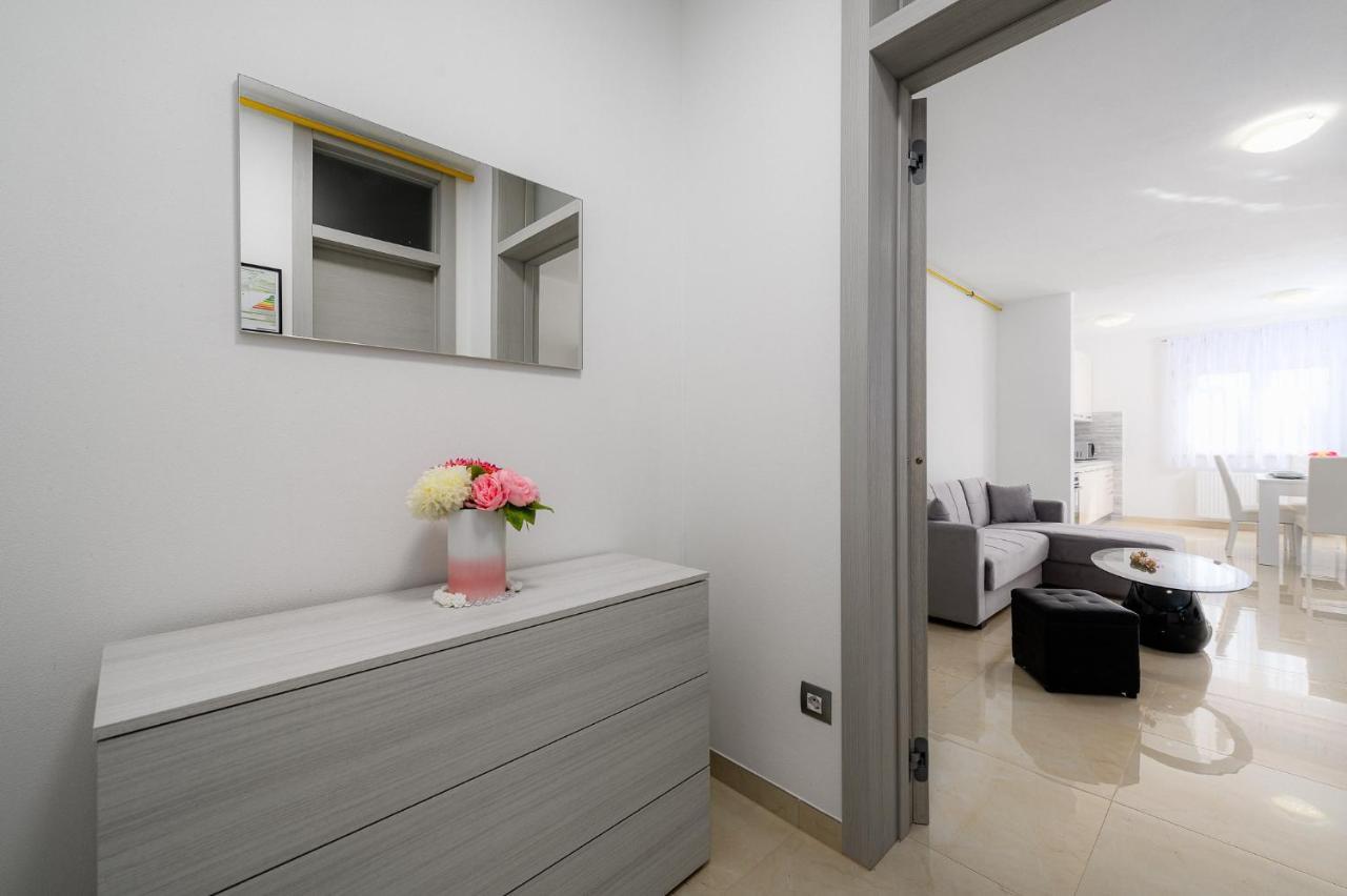 Stancija Amoroso Porec Apartments Exterior foto